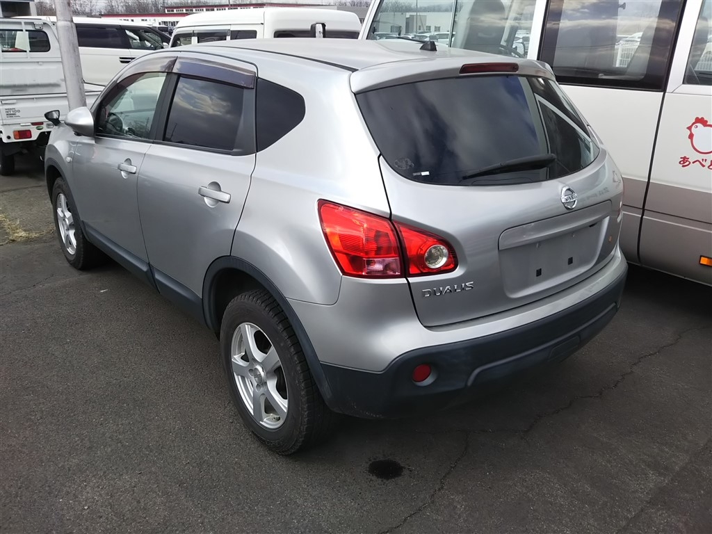NISSAN DUALIS