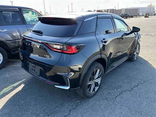 LEXUS LBX