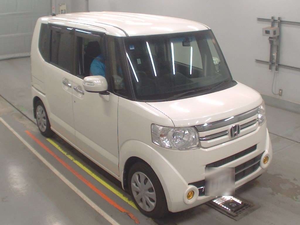 HONDA N-BOX