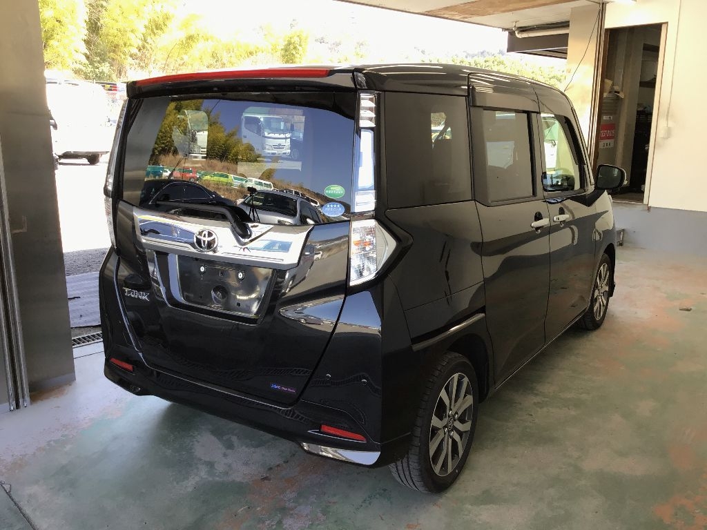 TOYOTA TANK