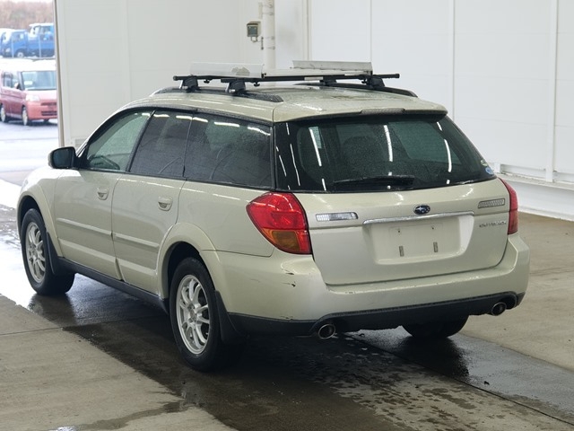 SUBARU OUTBACK