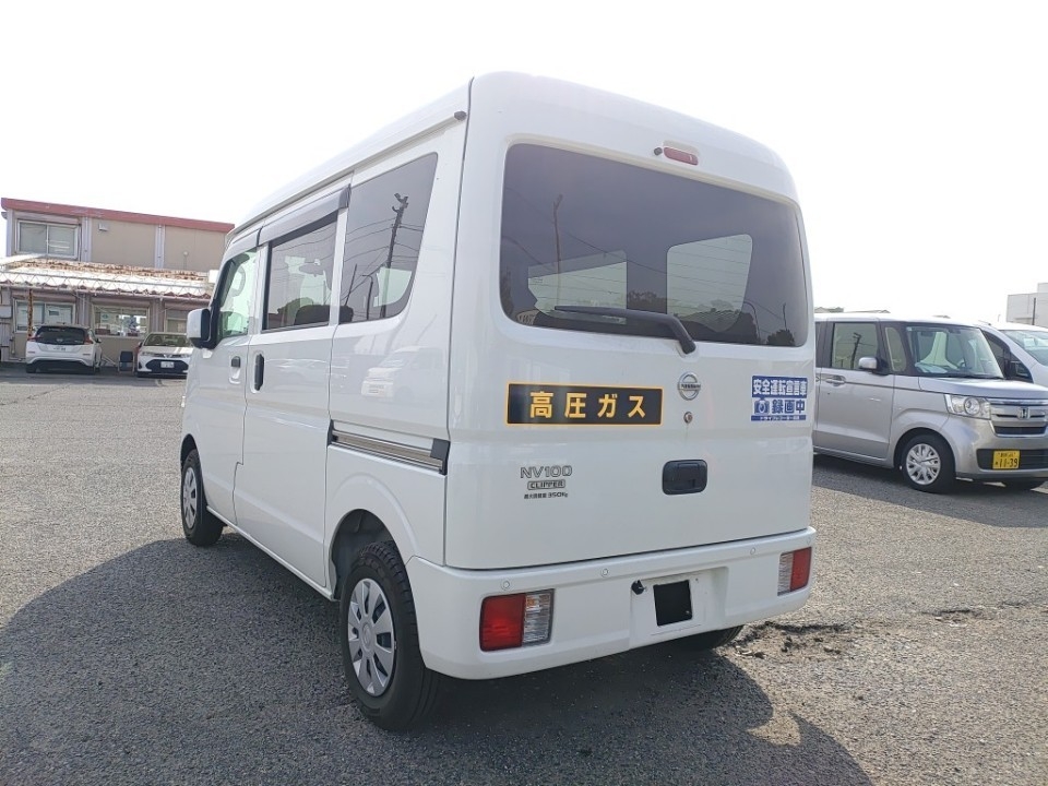 NISSAN NV100 CLIPPER