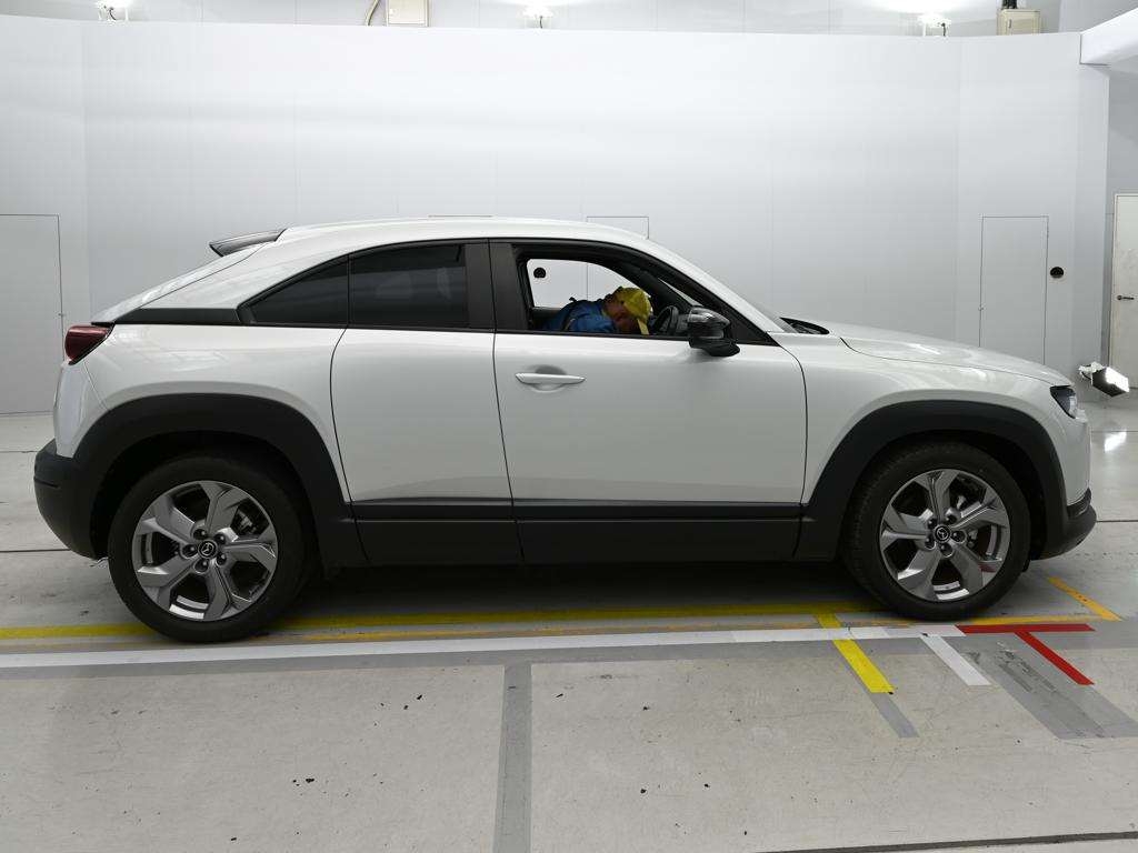 MAZDA MX-30