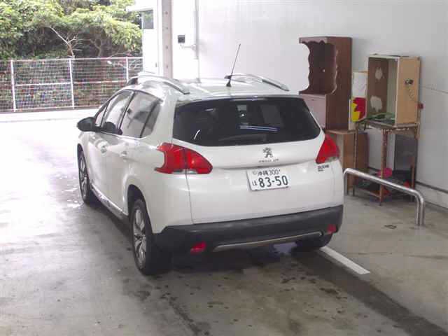 PEUGEOT 2008