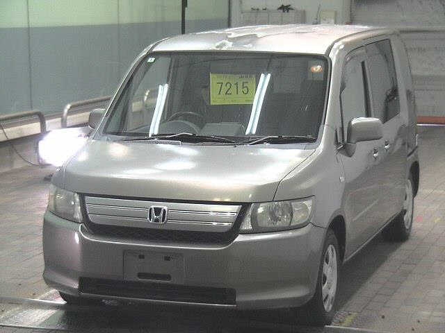 HONDA MOBILIO SPIKE