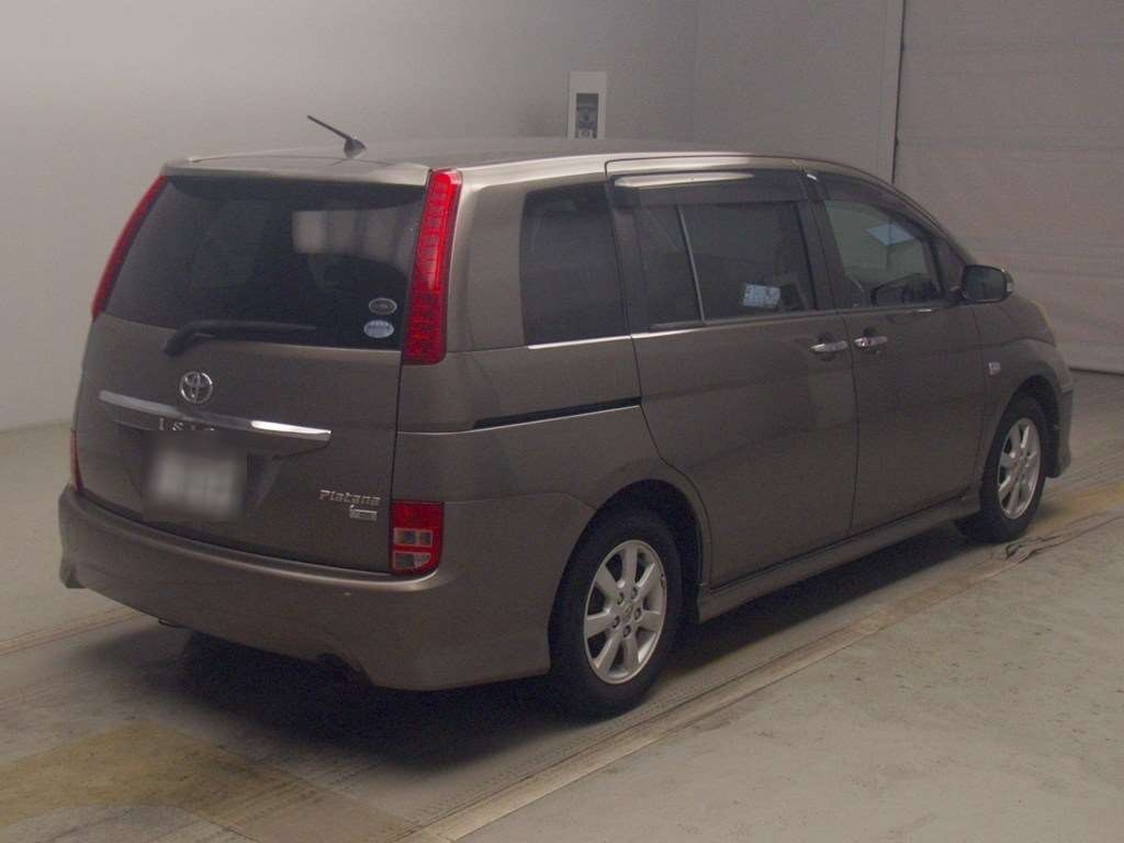 TOYOTA ISIS