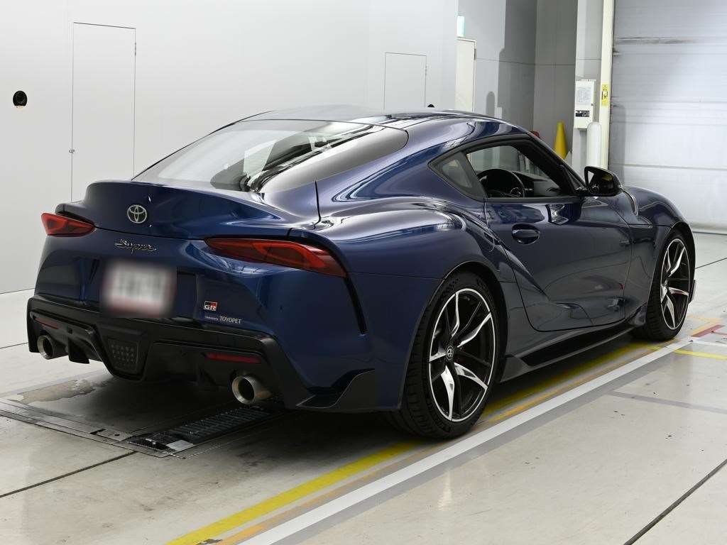 TOYOTA SUPRA