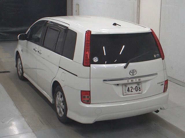 TOYOTA ISIS