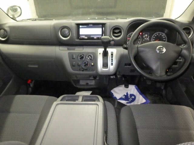 NISSAN NV350 CARAVAN