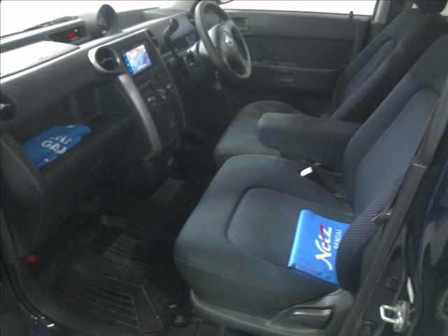 TOYOTA BB