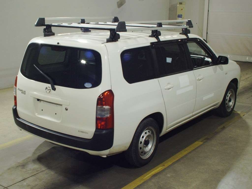 MAZDA FAMILIA