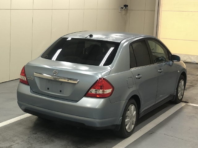 NISSAN TIIDA LATIO