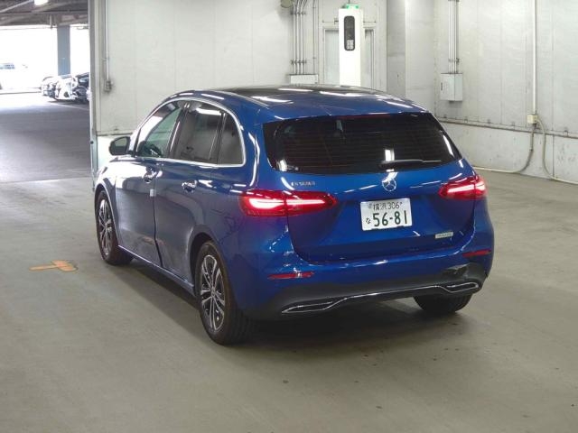 MERCEDES-BENZ B-CLASS