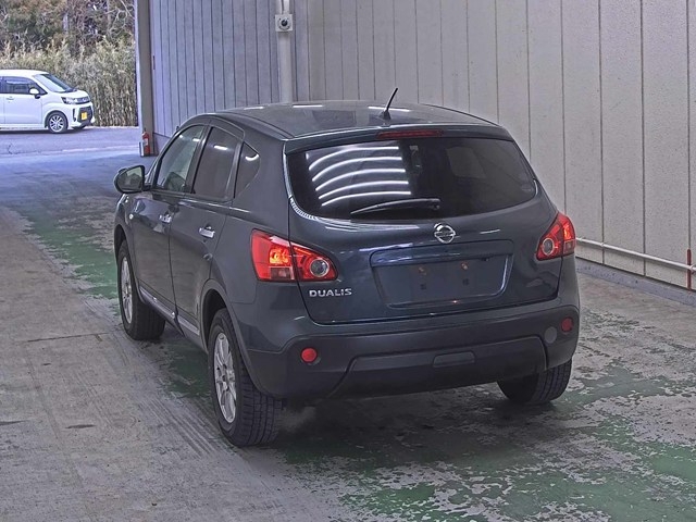 NISSAN DUALIS