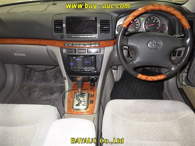 TOYOTA MARK II