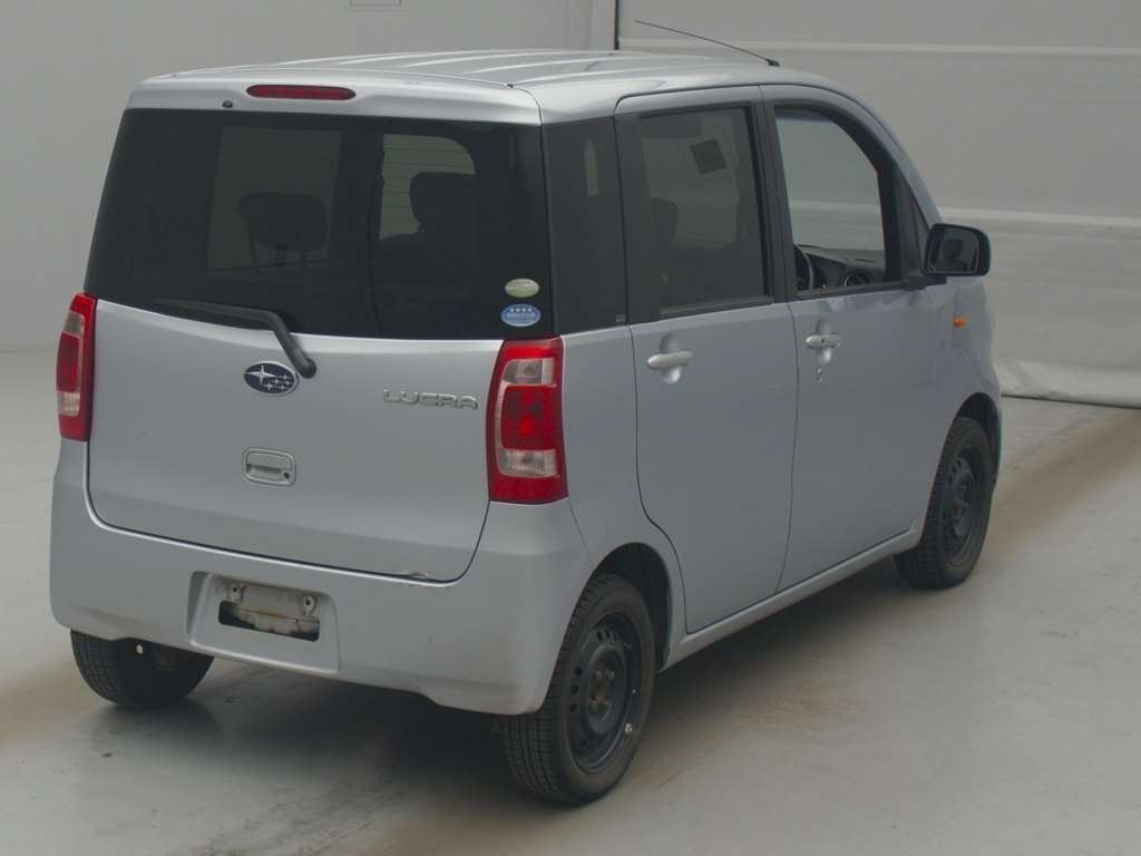 SUBARU LUCRA