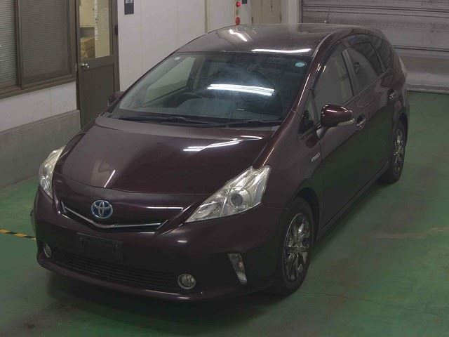 TOYOTA PRIUS ALPHA