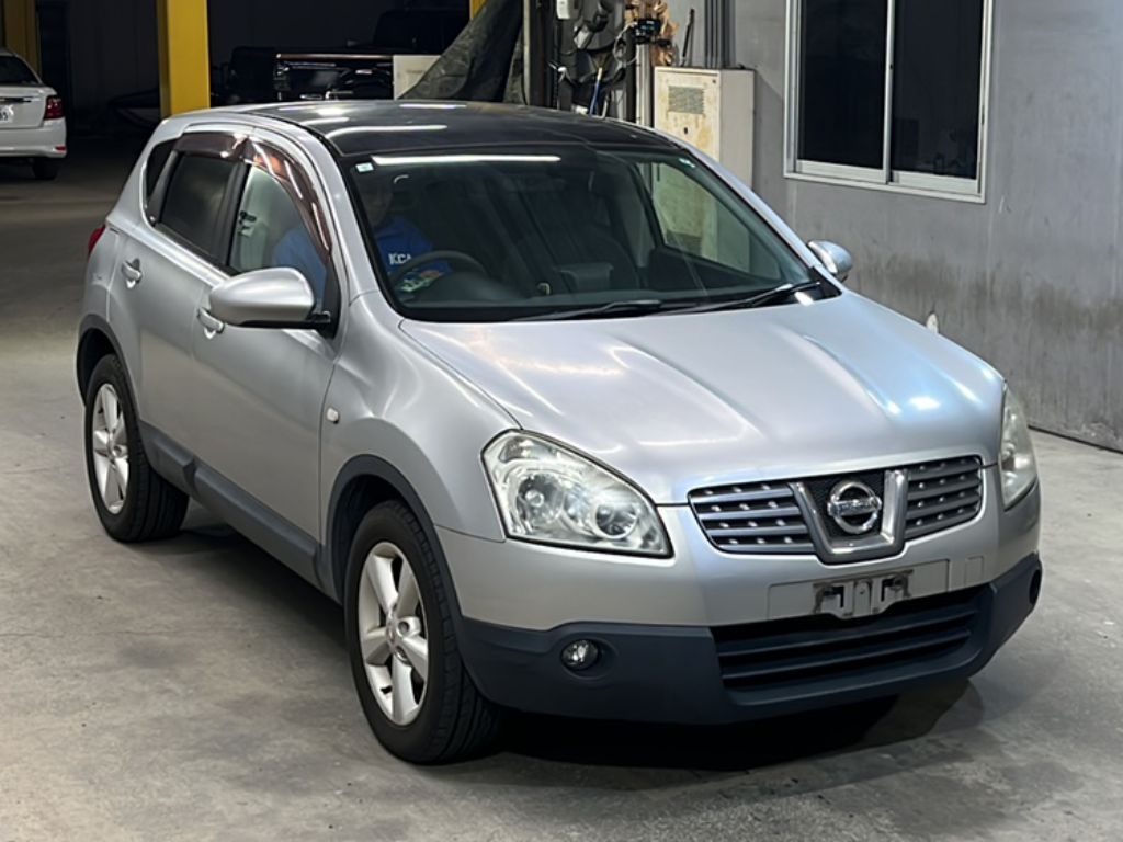 NISSAN DUALIS