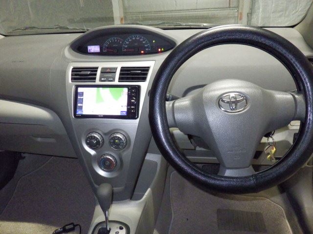 TOYOTA BELTA