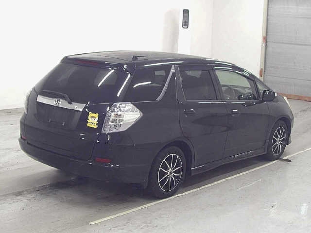 HONDA FIT SHUTTLE