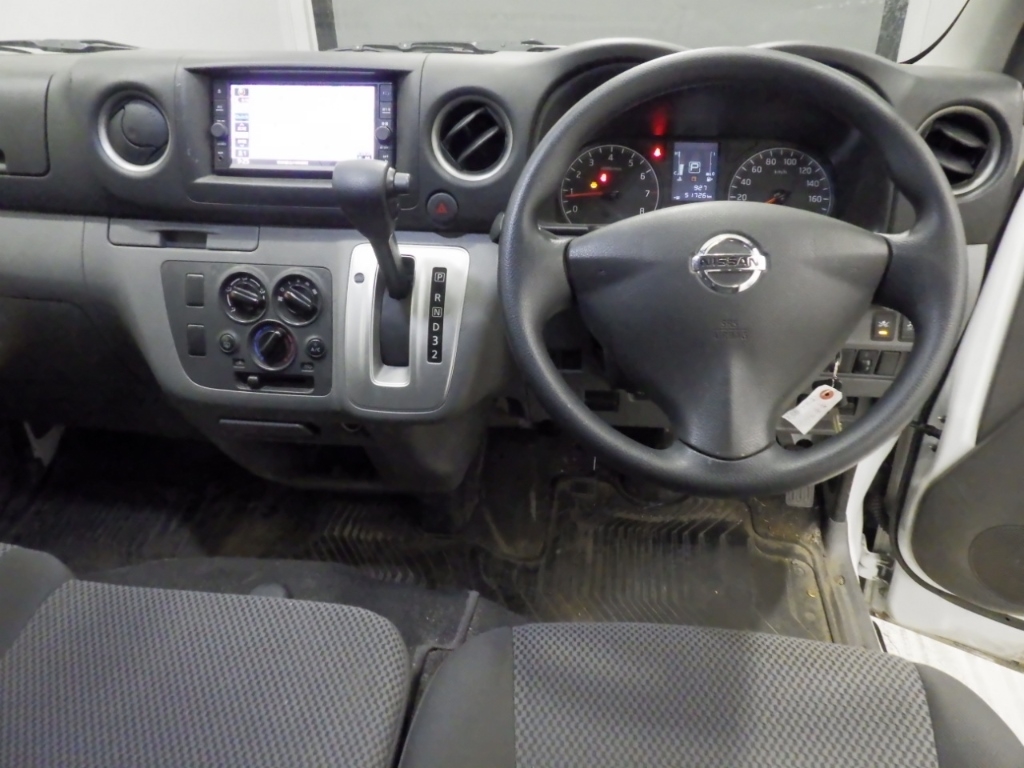 NISSAN NV350 CARAVAN