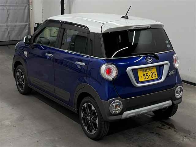 DAIHATSU CAST
