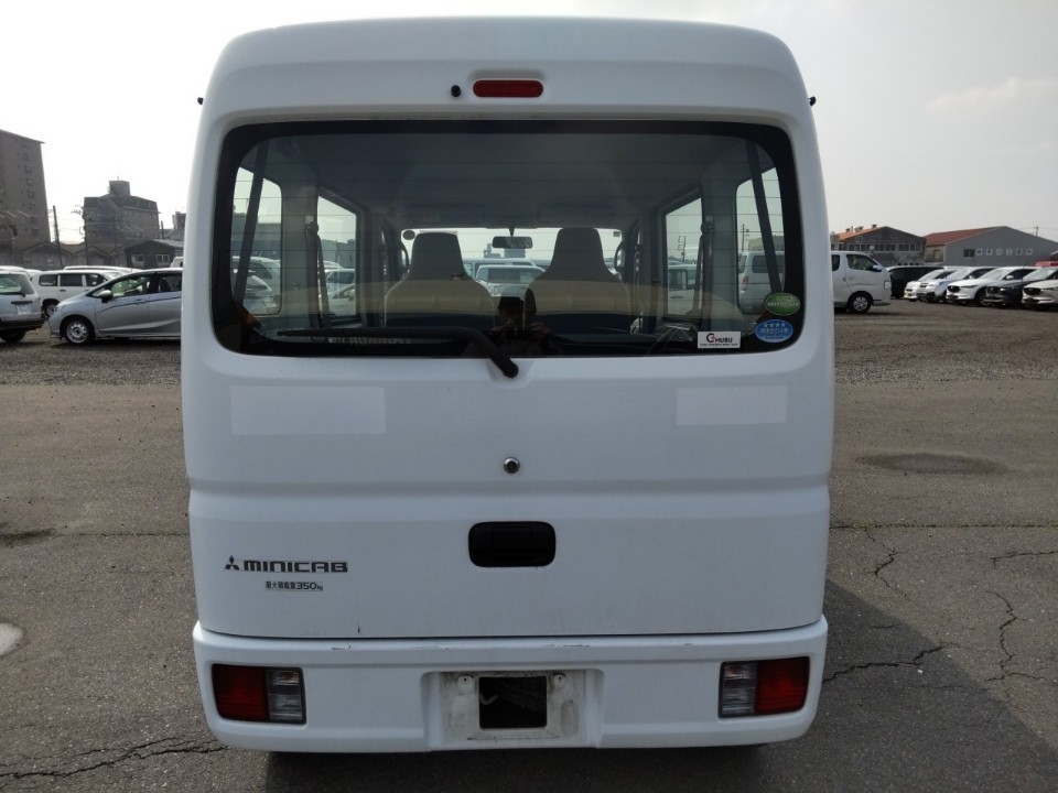 MITSUBISHI MINICAB