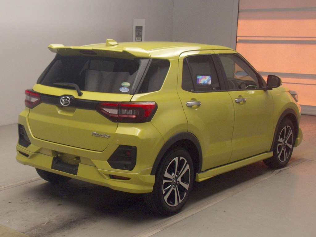 DAIHATSU ROCKY