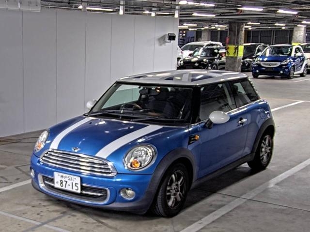 MINI HATCH