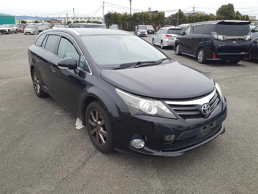 TOYOTA AVENSIS