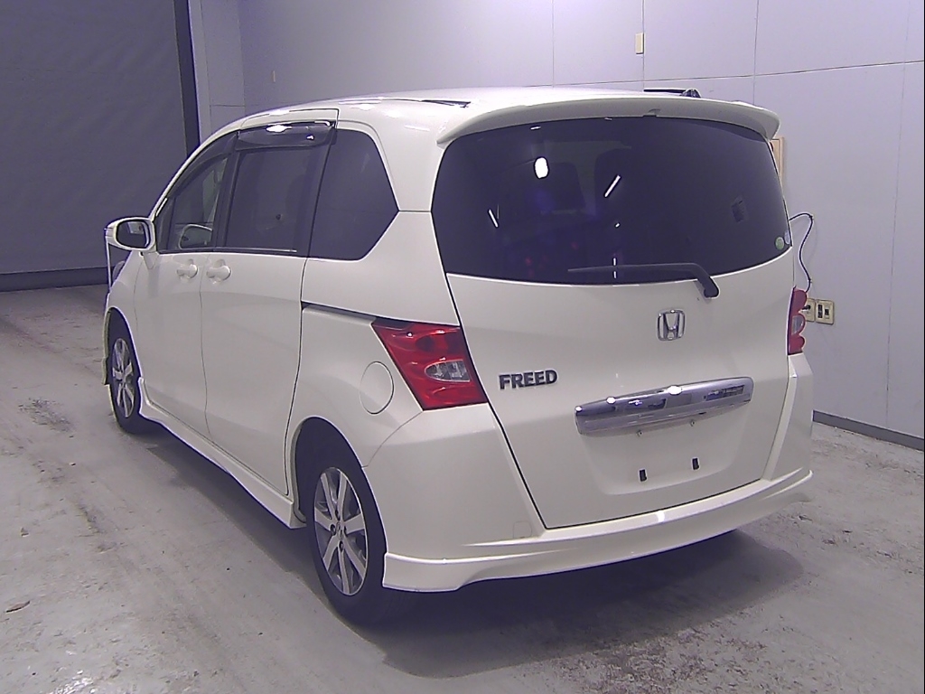 HONDA FREED