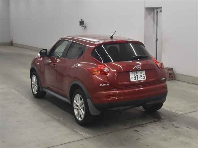 NISSAN JUKE