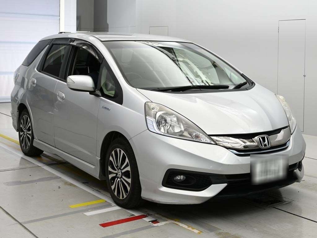 HONDA FIT SHUTTLE