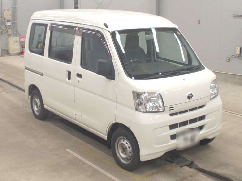TOYOTA PIXIS VAN