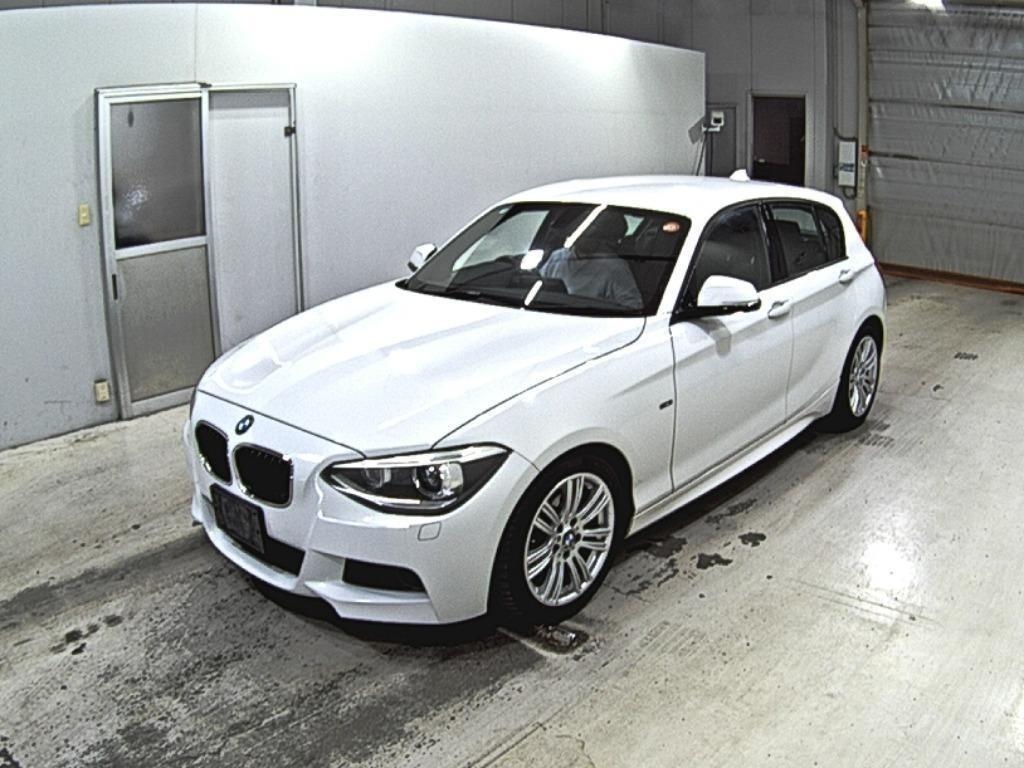 BMW 1-SERIES