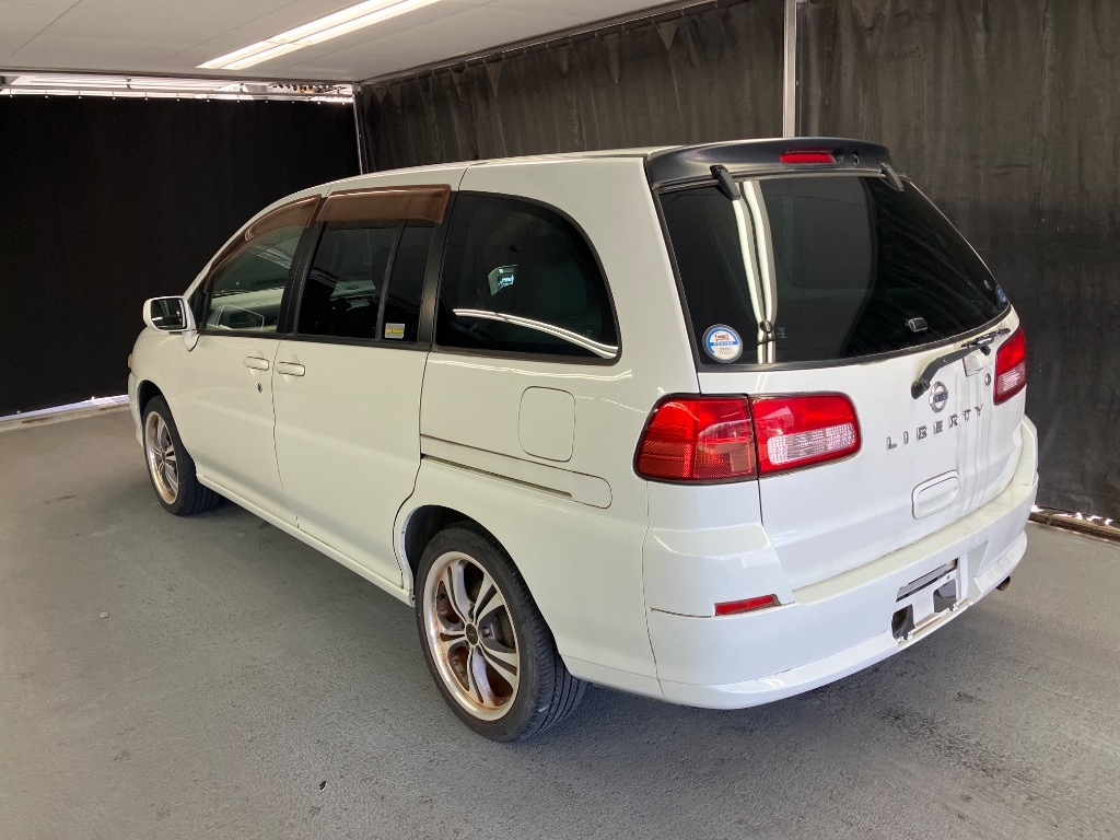 NISSAN LIBERTY