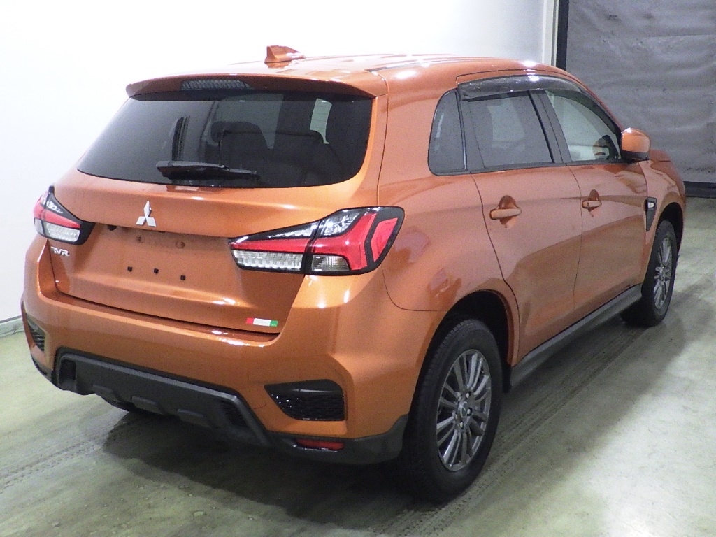 MITSUBISHI RVR