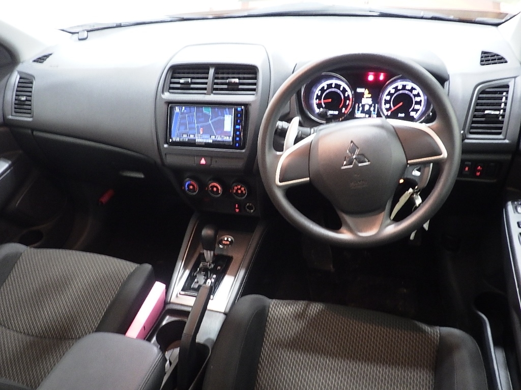 MITSUBISHI RVR