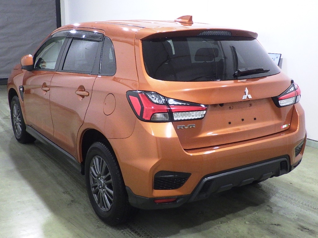 MITSUBISHI RVR