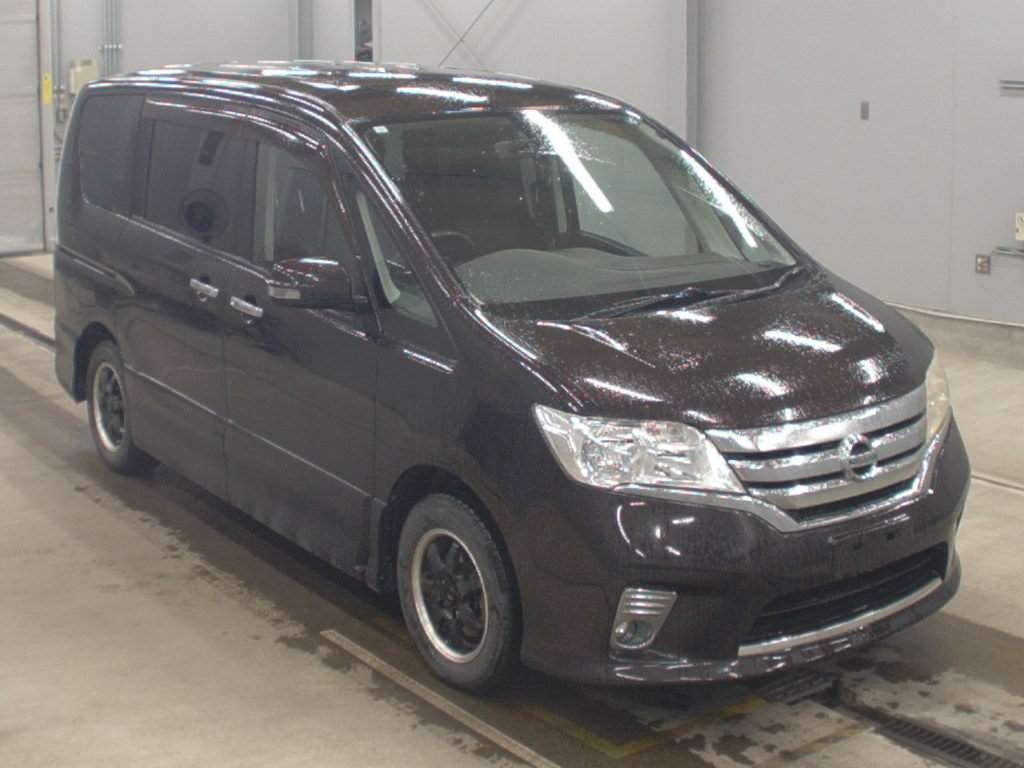 NISSAN SERENA