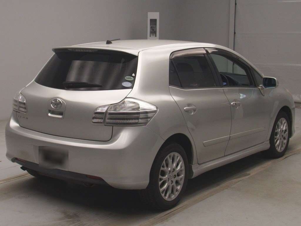 TOYOTA BLADE