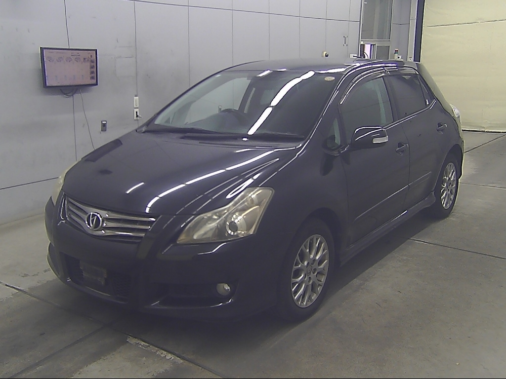 TOYOTA BLADE