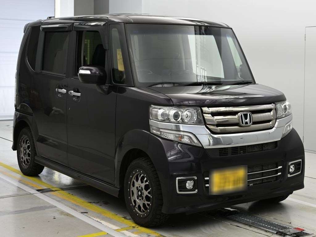 HONDA N-BOX+
