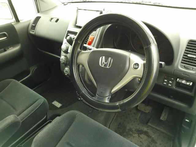 HONDA MOBILIO
