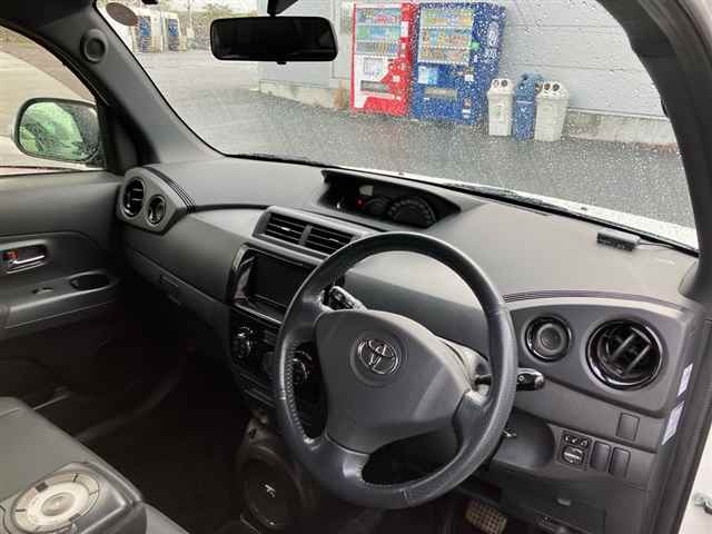 TOYOTA BB