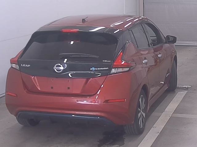 NISSAN LEAF