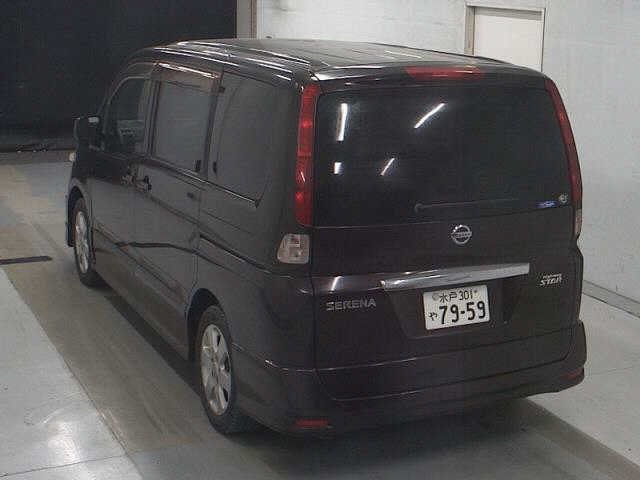NISSAN SERENA