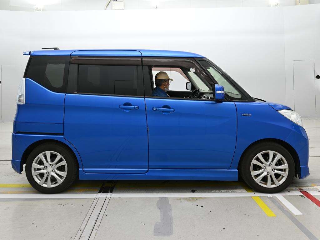 MITSUBISHI DELICA D:2