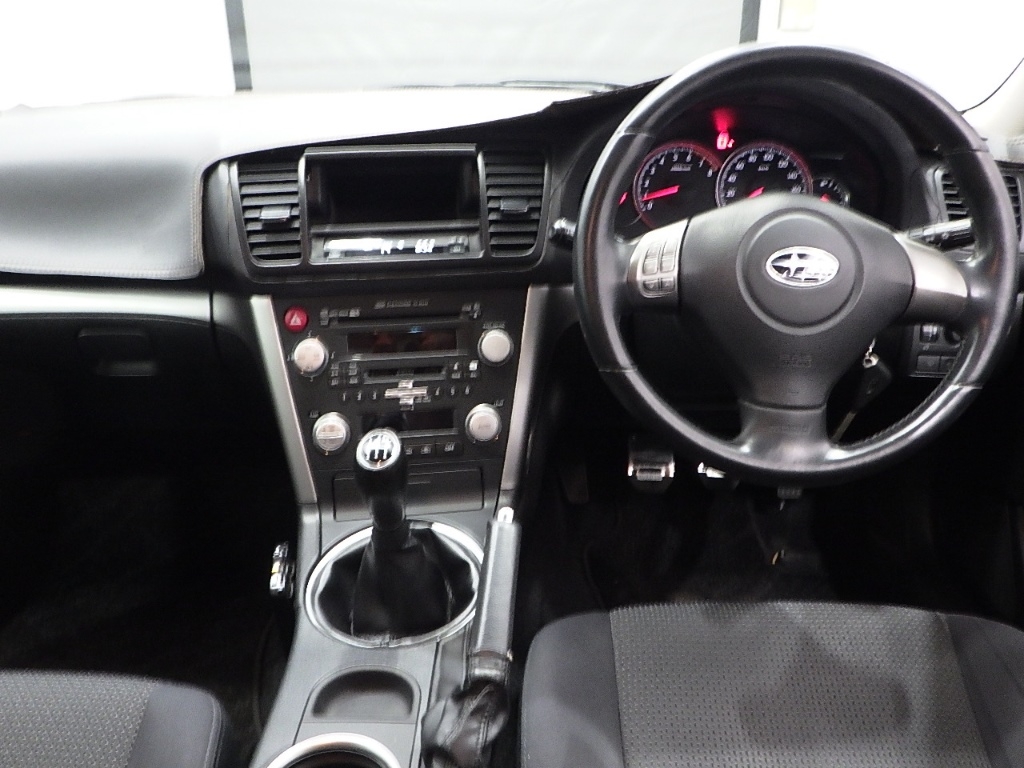 SUBARU LEGACY B4