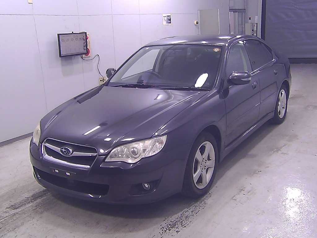SUBARU LEGACY B4
